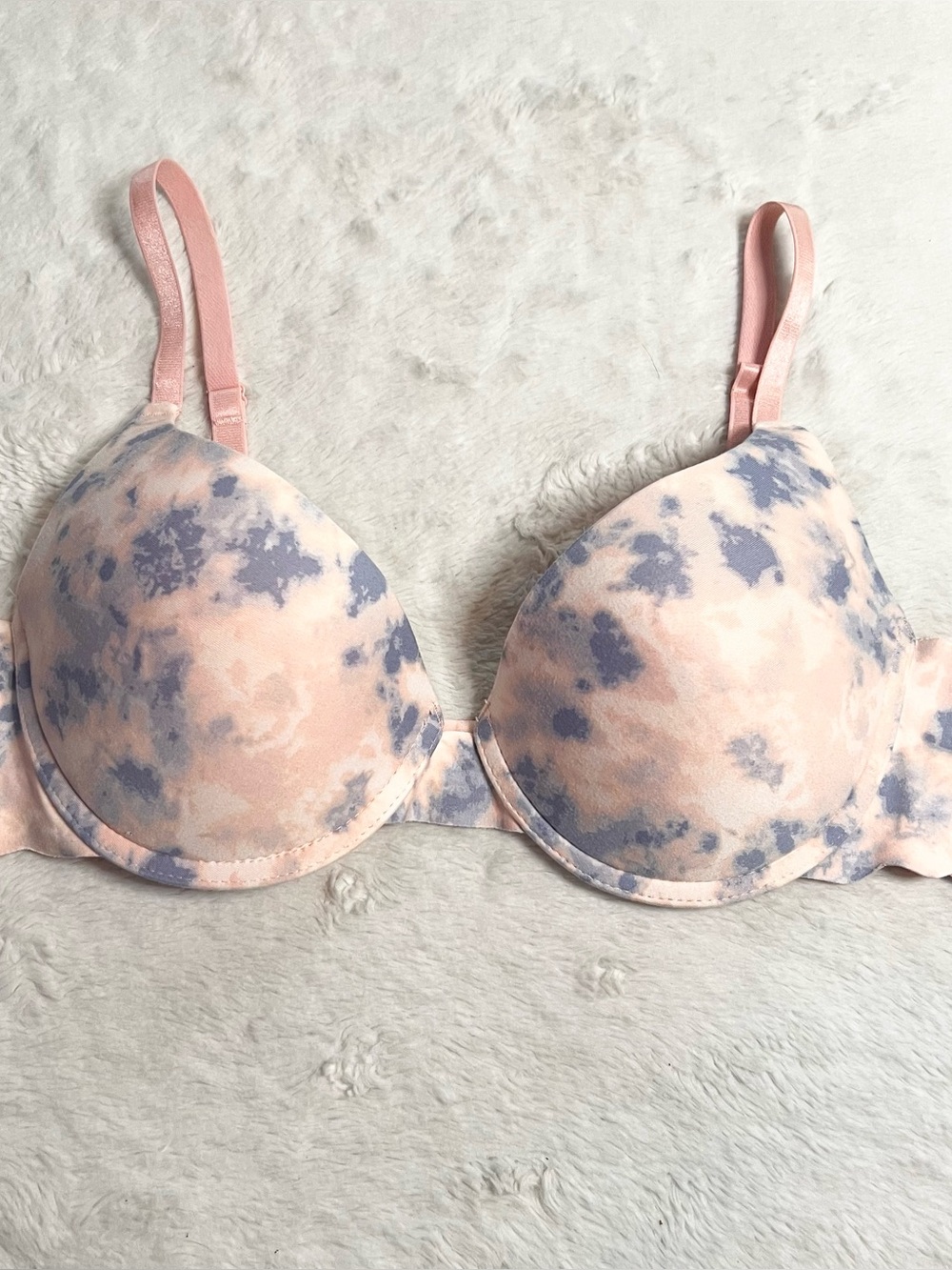 C & California Pink & Blue Tie-Dye Smooth Comfort T-Shirt Bra Size 36C
